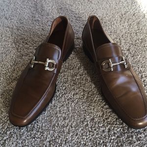 Men's dress shoes